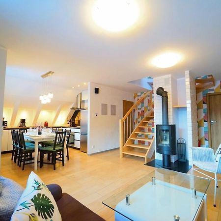 Apartamenty Everysky - Komuny Paryskiej 카르파츠 외부 사진