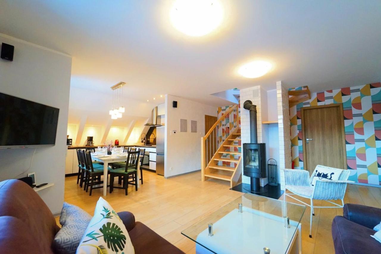 Apartamenty Everysky - Komuny Paryskiej 카르파츠 외부 사진
